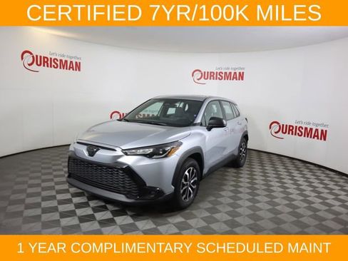 Used 2025 Toyota Corolla Cross AWD Hybrid image 2