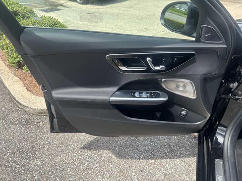 Used 2024 Mercedes-Benz C 300 Sedan image 18