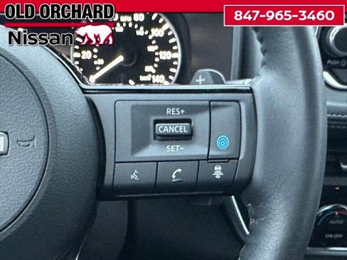 Used 2023 Nissan Rogue SV w/ SV Premium B Package image 21