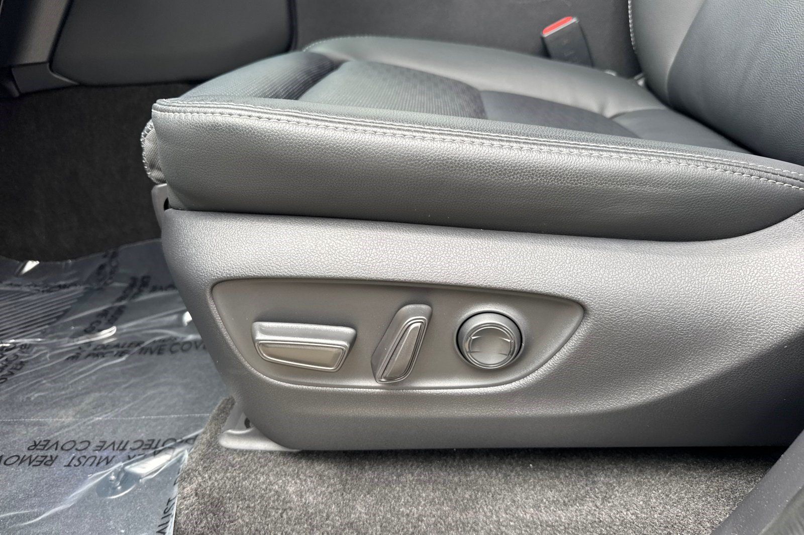 Used 2026 Toyota Land Cruiser w/ Premium Package AWD/4WD image 14