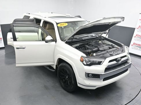 Used 2017 Toyota 4Runner Limited image 39