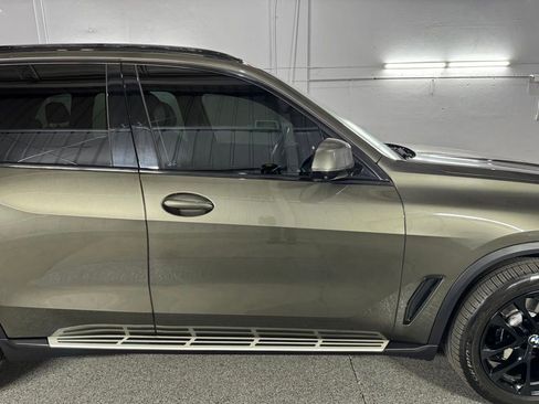 Used 2023 BMW X5 xDrive40i w/ Premium Package AWD/4WD image 6