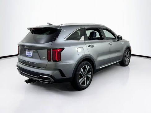 Used 2022 Kia Sorento SX Prestige w/ Panoramic Sunroof Package image 5