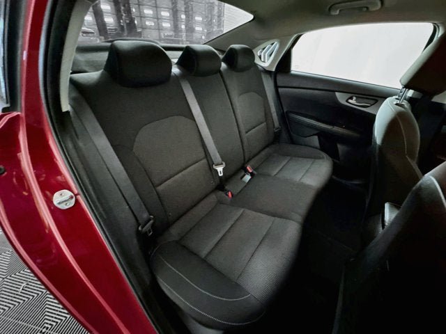 Used 2021 Kia Forte LXS FWD image 20