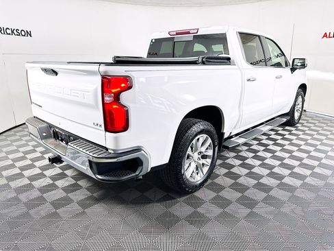 Used 2022 Chevrolet Silverado 1500 LTZ image 3