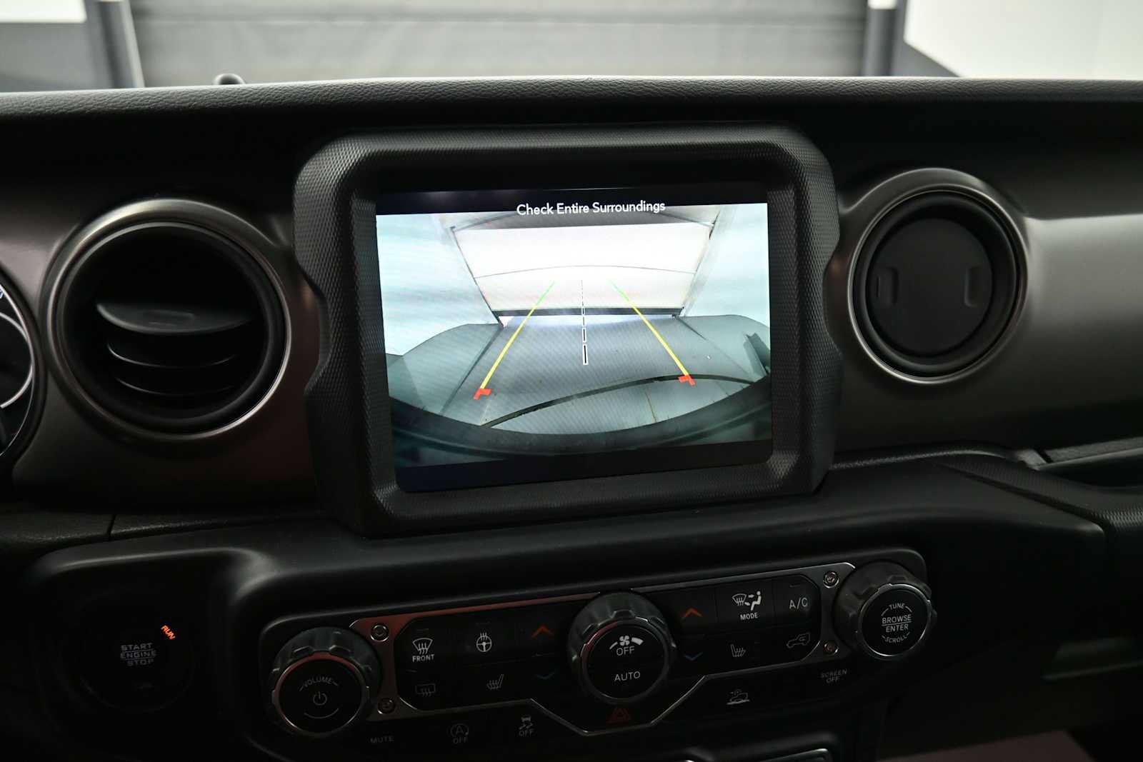 Used 2021 Jeep Wrangler Unlimited Sport AWD/4WD image 8