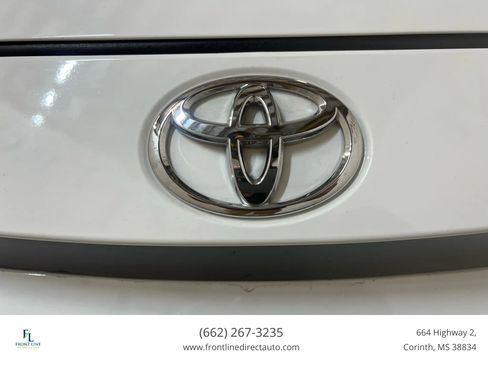 Used 2021 Toyota Corolla SE image 9