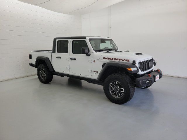 Used 2026 Jeep Gladiator Mojave AWD/4WD image 4