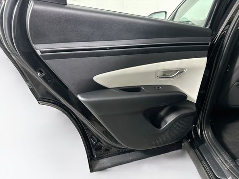 Used 2024 Hyundai Tucson SE FWD image 27