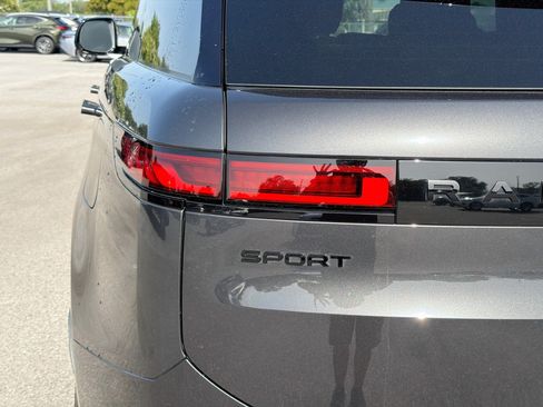 Used 2024 Land Rover Range Rover Sport Autobiography AWD/4WD image 10