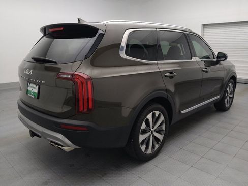 Used 2022 Kia Telluride EX w/ EX Premium Package FWD image 9