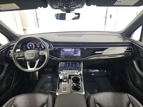 Used 2025 Audi Q7 3.0T Premium Plus image 33