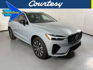 Used 2025 Volvo XC60 B5 Core AWD/4WD video 1