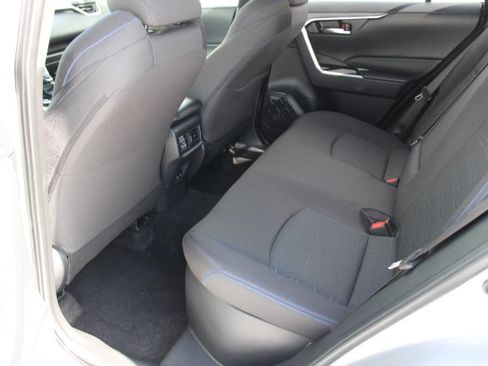 Certified 2025 Toyota RAV4 SE w/ Convenience Package image 14