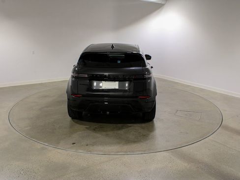 Used 2025 Land Rover Range Rover Evoque Dynamic SE image 4