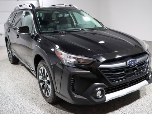 Used 2023 Subaru Outback Limited XT AWD/4WD image 5