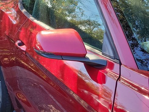 Used 2016 Ford Mustang Premium image 7