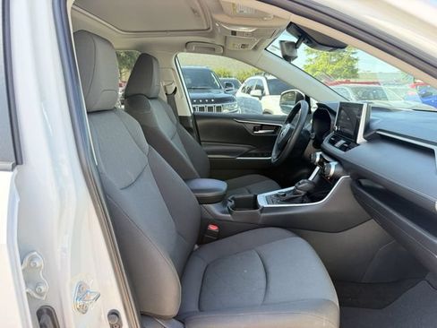 Used 2025 Toyota RAV4 XLE w/ Convenience Package AWD/4WD image 34