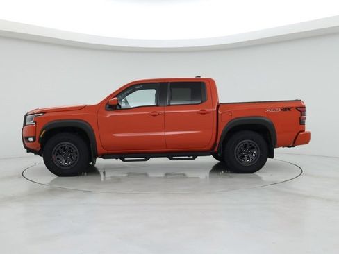 Used 2025 Nissan Frontier PRO-4X w/ Pro Convenience Package image 2