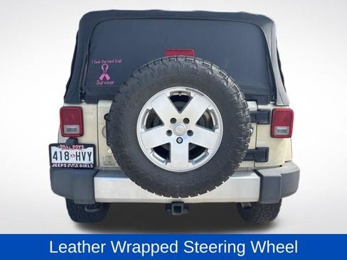 Used 2011 Jeep Wrangler Sahara w/ Connectivity Group image 8