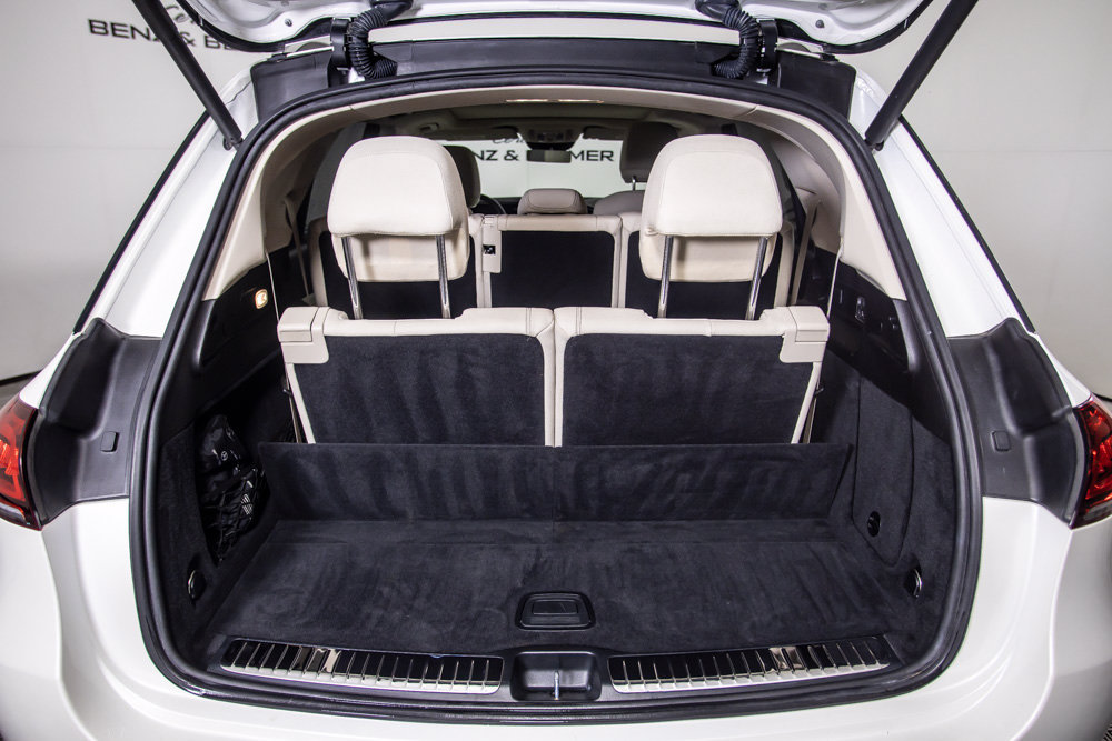 Used 2023 Mercedes-Benz GLE 450 4MATIC w/ 3rd Row Seat Package image 8
