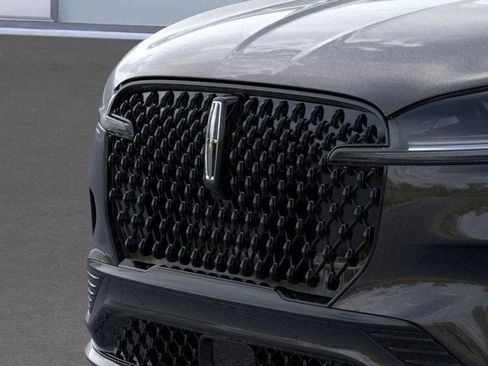 New 2026 Lincoln Aviator Premiere image 17