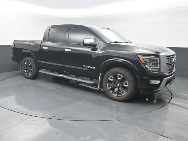 Used 2021 Nissan Titan Platinum Reserve w/ Moonroof Package AWD/4WD image 31