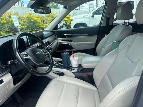 Used 2022 Kia Telluride S AWD/4WD image 4