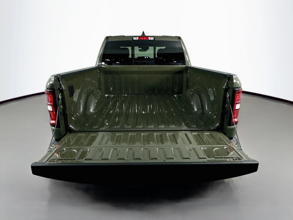 New 2026 RAM 1500 Big Horn w/ Night Edition AWD/4WD image 16