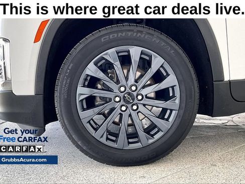 Used 2023 Chevrolet Traverse RS AWD/4WD image 11