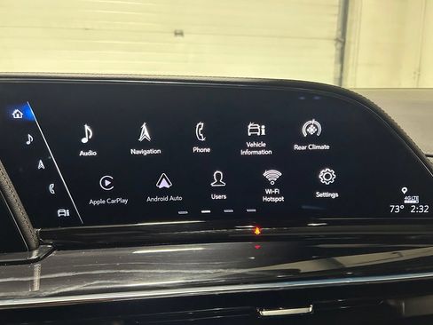 Used 2023 Cadillac Escalade ESV V AWD/4WD image 24