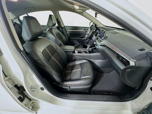 Used 2024 Nissan Altima 2.5 SR image 28