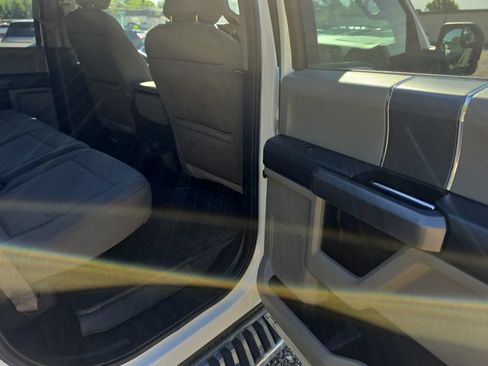 Used 2018 Ford F150 XLT w/ Equipment Group 302A Luxury AWD/4WD image 14