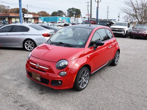 Used 2017 FIAT 500 Pop w/ Sport Black Trim Package image 2