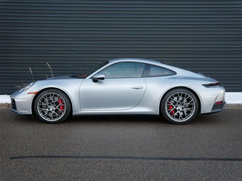 Used 2026 Porsche 911 Carrera 4S image 2