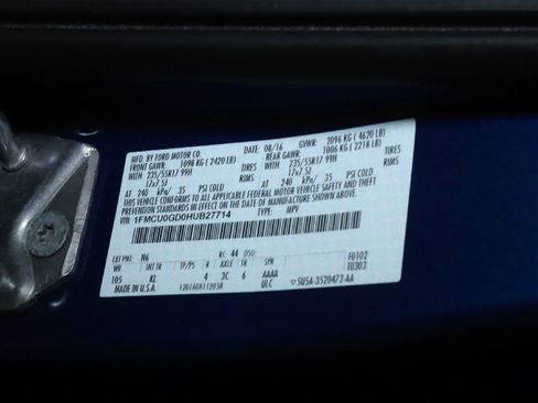 Used 2017 Ford Escape SE image 21