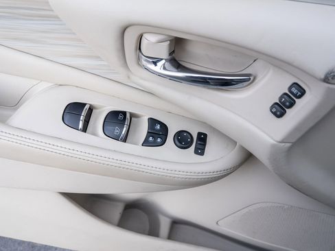 Used 2018 Nissan Murano Platinum image 27