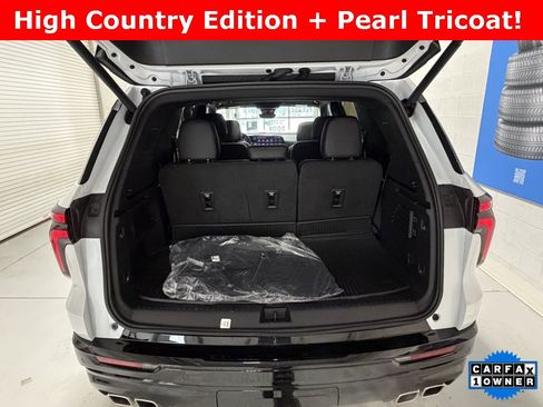 Used 2025 Chevrolet Traverse High Country w/ LPO, Floor Liner Package image 22