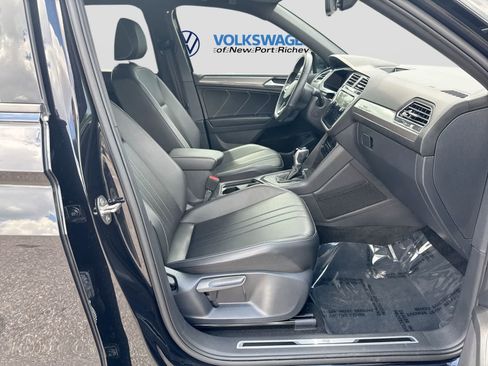 Used 2024 Volkswagen Tiguan SE R-Line FWD image 27