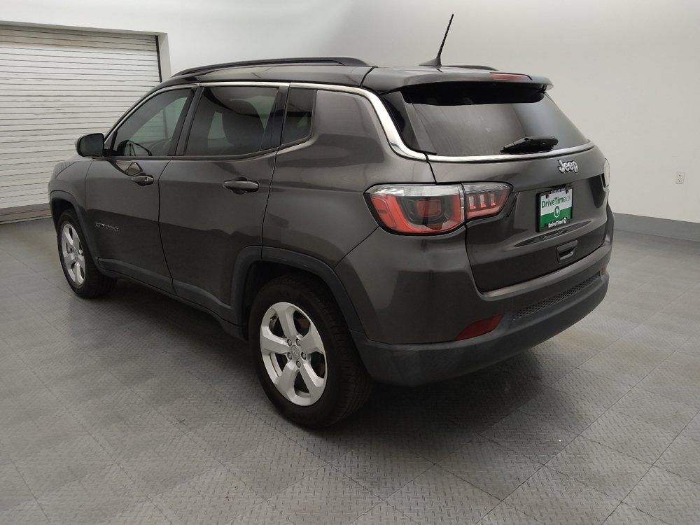 Used 2019 Jeep Compass Latitude FWD image 5