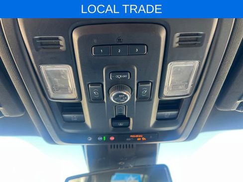 Used 2023 Chevrolet Suburban Premier AWD/4WD image 41