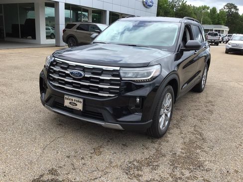 New 2026 Ford Explorer Active w/ Active Comfort Package AWD/4WD image 5