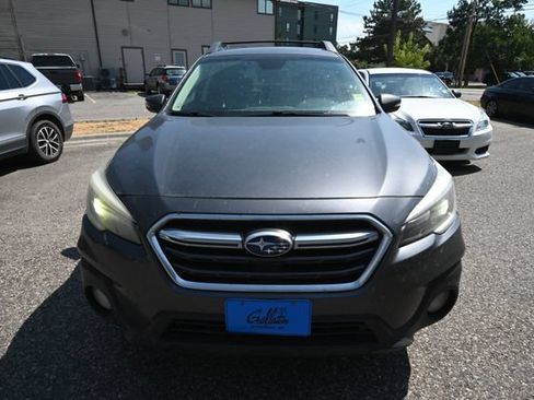 Used 2018 Subaru Outback 2.5i Limited AWD/4WD image 6