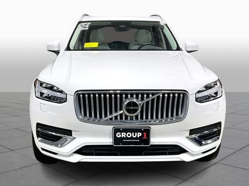 Used 2024 Volvo XC90 T8 Plus w/ Protection Package Premier image 3
