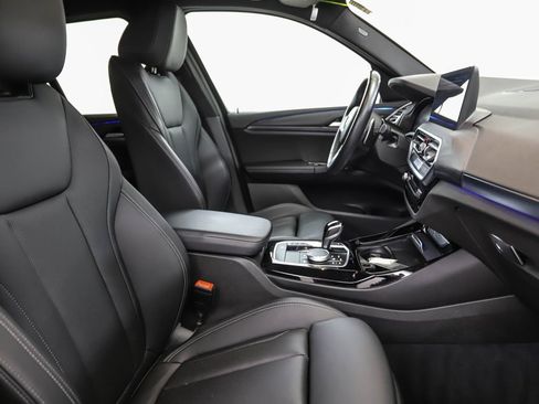 Certified 2024 BMW X3 xDrive30i w/ Premium Package image 31