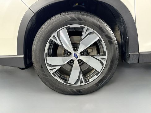 Used 2020 Subaru Forester Touring w/ Popular Package #2 AWD/4WD image 32
