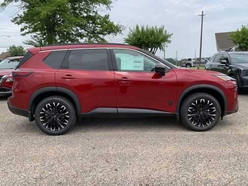 New 2026 Nissan Rogue Dark Armor FWD image 2