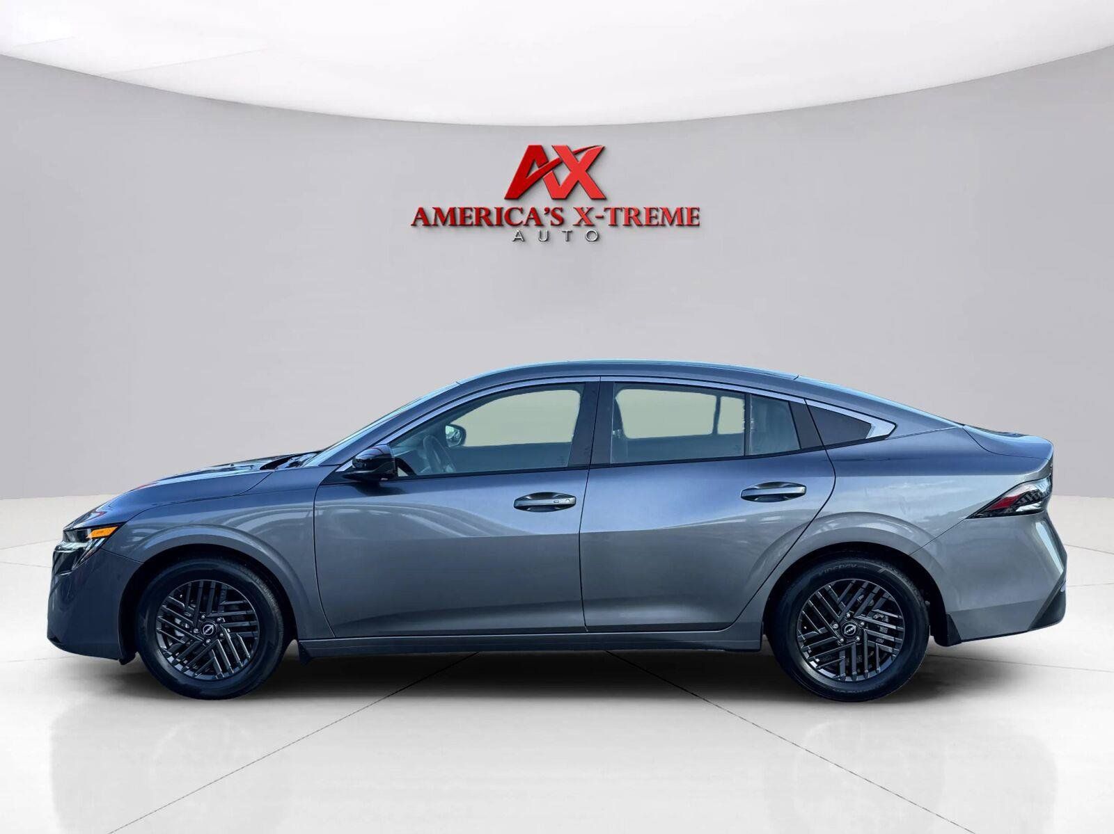 Used 2026 Nissan Sentra SV w/ SV Convenience Package FWD image 2