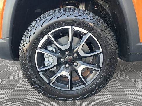 New 2026 Jeep Compass Trailhawk w/ Sun, Sound & Navigation Group image 10