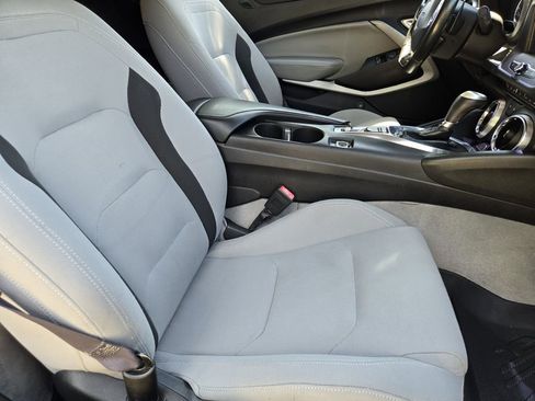 Used 2016 Chevrolet Camaro LT w/ RS Package RWD image 9